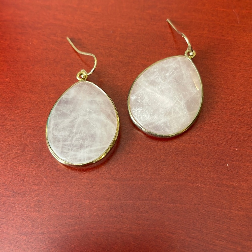 5/$15✨ Pink quartz earrings